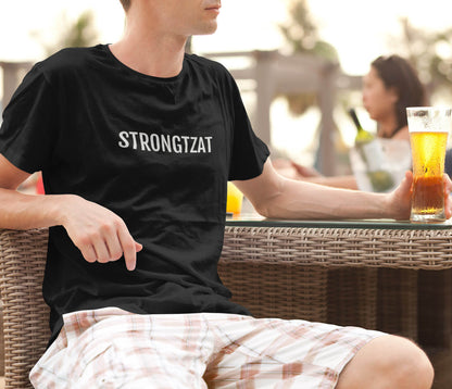 Strongtzat | Unisex T-Shirt uit Oost-Vlaanderen - Zwart op mannelijk model