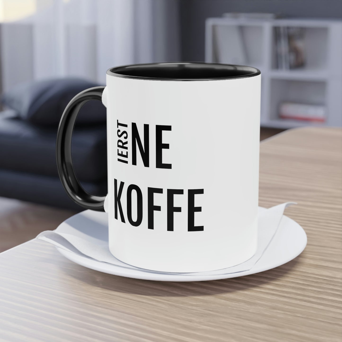Verhoog uw koffie ervaring met onze keramische dialectmokken in zwart en wit.